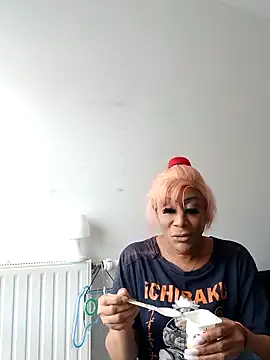 iamlalamilano online show from 15, 4, 2026