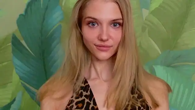 4example Chloe online show from 2, 3, 2026