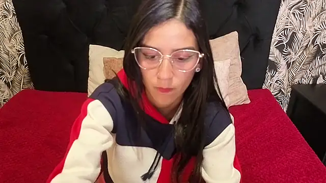 Snapshot of DanielaMonroe chatting on 24, 2, 2026 DanielaMonroe online show from 24, 2, 2026