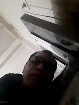 Hot-boy077 online show from 5, 10, 2025