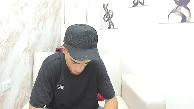 Snapshot of nathan_shimmer chatting on 30, 9, 2025 nathan shimmer online show from 30, 9, 2025