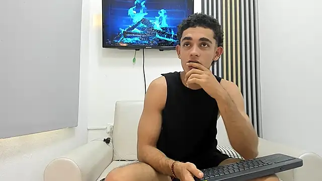 Snapshot of nathan_shimmer chatting on 14, 10, 2025 nathan shimmer online show from 14, 10, 2025