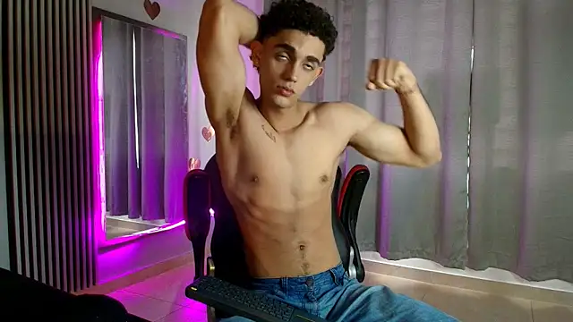 Snapshot of nathan_shimmer chatting on 23, 11, 2025 nathan shimmer online show from 23, 11, 2025