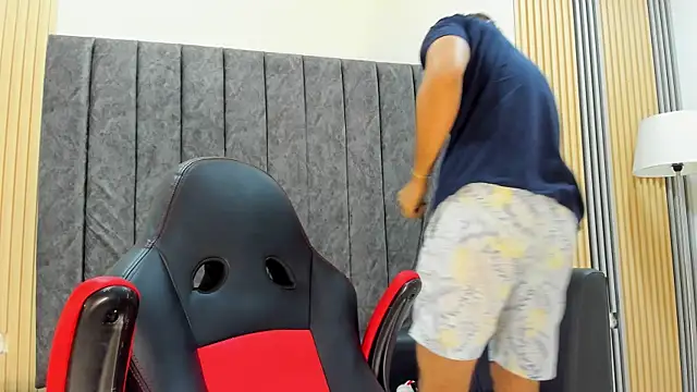 Snapshot of nathan_shimmer chatting on 11, 1, 2026 nathan shimmer online show from 11, 1, 2026