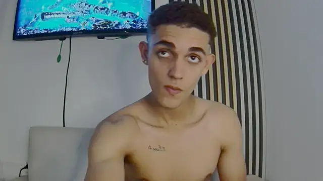 Snapshot of nathan_shimmer chatting on 17, 1, 2026 nathan shimmer online show from 17, 1, 2026