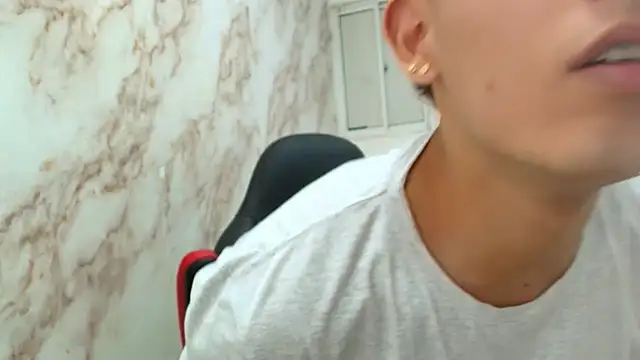 Snapshot of nathan_shimmer chatting on 19, 1, 2026 nathan shimmer online show from 19, 1, 2026