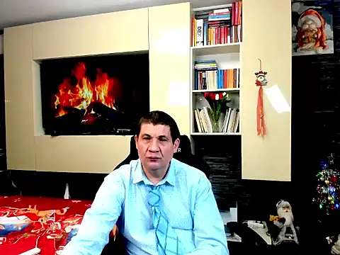 SpartacusDaddy48 online show from 5, 2, 2026