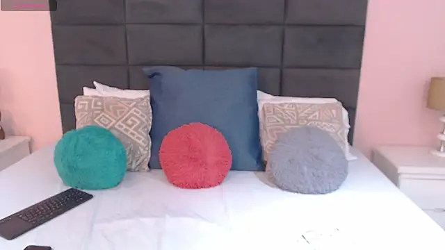 Snapshot of Abby-campbel chatting on 19, 11, 2025 Abby-campbel online show from 19, 11, 2025