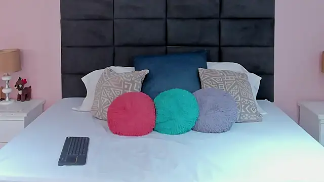 Snapshot of Abby-campbel chatting on 18, 12, 2025 Abby-campbel online show from 18, 12, 2025