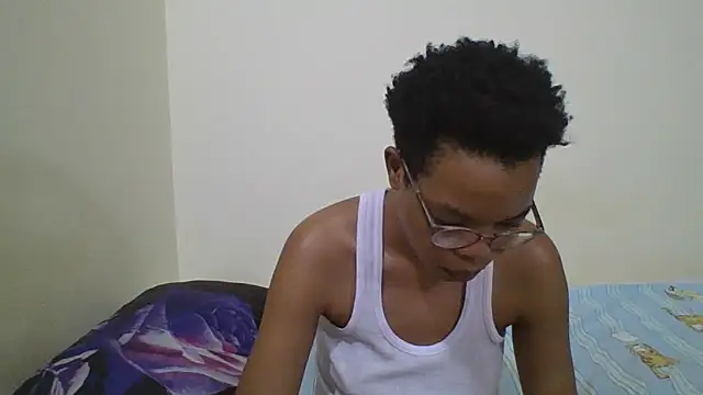 Miss-Hennessy online show from 15, 12, 2025