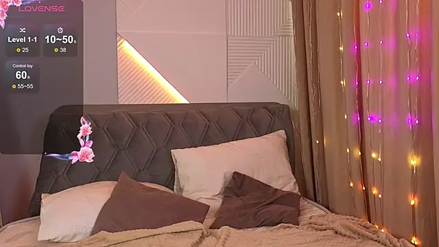 Snapshot of Misa_Perfect chatting on 12, 9, 2025 Misa Perfect online show from 12, 9, 2025