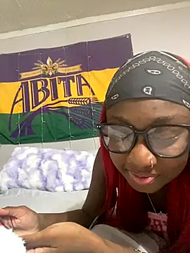 Snapshot of HennessyBaby21 chatting on 9, 9, 2025 HennessyBaby21 online show from 9, 9, 2025