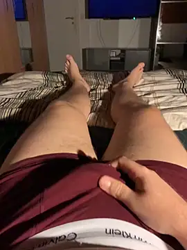 YoungDick004 online show from 26, 10, 2025