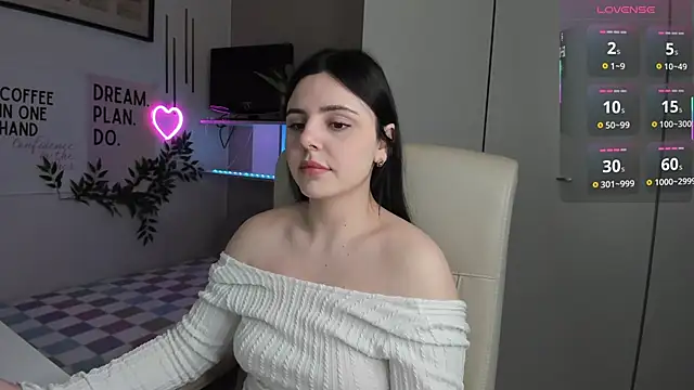 LiaWoow online show from 25, 11, 2025