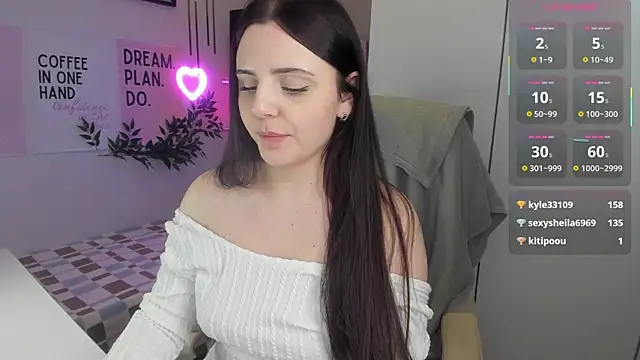 LiaWoow online show from 5, 1, 2026