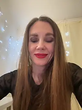 LucieMack online show from 26, 11, 2025