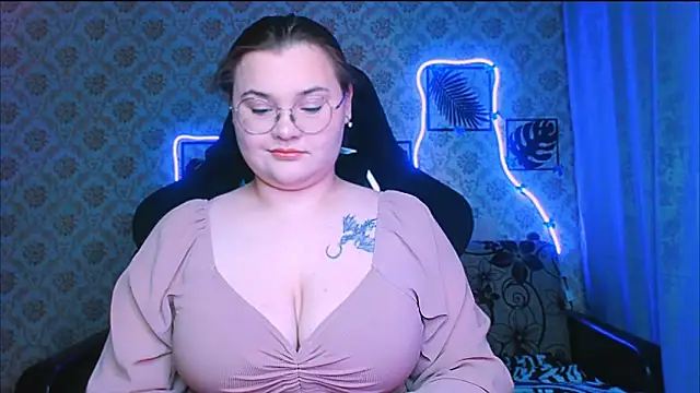 Snapshot of InLoveWithLife26 chatting on 7, 2, 2026 InLoveWithLife26 online show from 7, 2, 2026