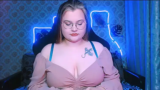 Snapshot of InLoveWithLife26 chatting on 30, 3, 2026 InLoveWithLife26 online show from 30, 3, 2026