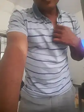 Snapshot of DesiEngine chatting on 23, 3, 2026 DesiEngine online show from 23, 3, 2026