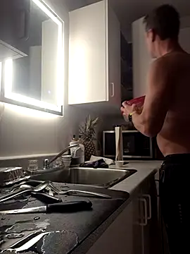 Snapshot of ironleg69 chatting on 17, 10, 2025 ironleg69 online show from 17, 10, 2025