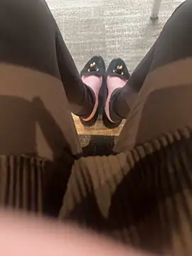 HiddenHoneyLDN online show from 20, 10, 2025