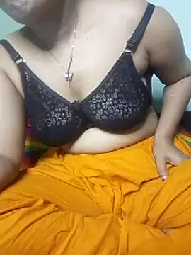 Snapshot of Maria_Mahi chatting on 19, 11, 2025 Maria Mahi online show from 19, 11, 2025