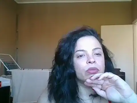 Snapshot of ITALIANASISIXX chatting on 25, 4, 2026 ITALIANASISIXX online show from 25, 4, 2026
