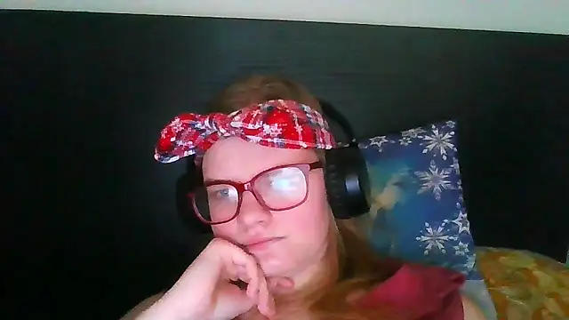 Moonolighta online show from 29, 10, 2025