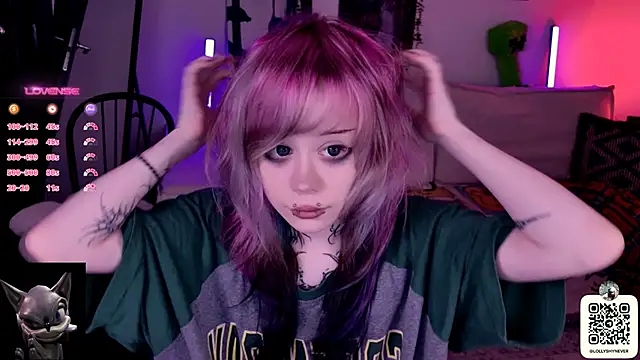 Snapshot of Lollyshy chatting on 23, 10, 2025 Lollyshy online show from 23, 10, 2025