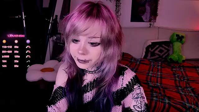 Snapshot of Lollyshy chatting on 3, 11, 2025 Lollyshy online show from 3, 11, 2025