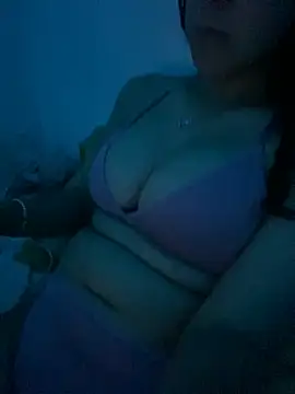 lavagirl69 online show from 7, 10, 2025