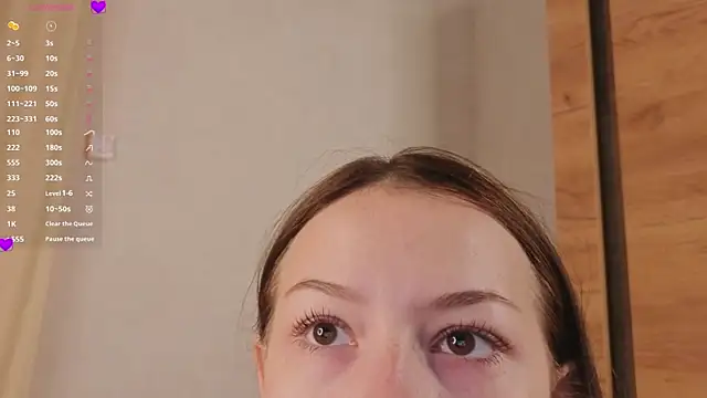 Snapshot of BlushinBloom chatting on 18, 10, 2025 BlushinBloom online show from 18, 10, 2025