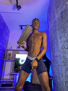 Snapshot of Brycce_santos chatting on 27, 2, 2026 Brycce santos online show from 27, 2, 2026