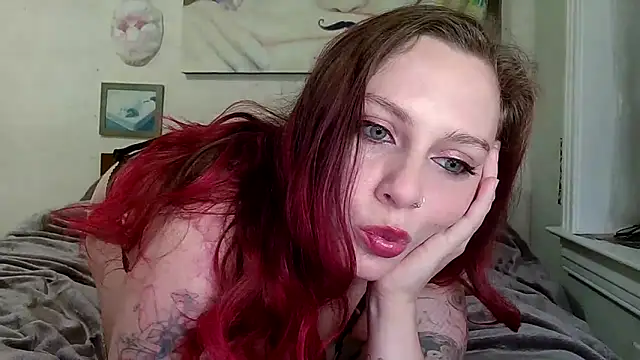 Snapshot of strawberrylemonadexoxo chatting on 16, 11, 2025 strawberrylemonadexoxo online show from 16, 11, 2025