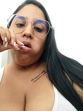 Snapshot of Khertt-Slov chatting on 11, 10, 2025 Khertt-Slov online show from 11, 10, 2025