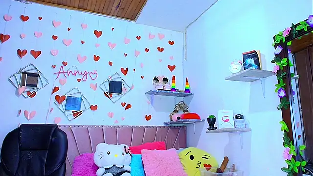 Anny Hurtado online show from 26, 11, 2025