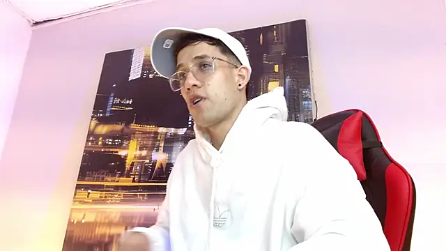 Snapshot of alexgiraldo__ chatting on 18, 3, 2026 alexgiraldo online show from 18, 3, 2026