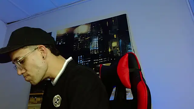 Snapshot of alexgiraldo__ chatting on 19, 3, 2026 alexgiraldo online show from 19, 3, 2026