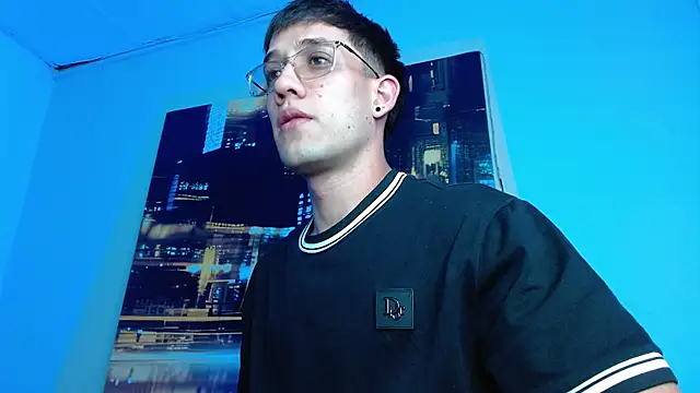 Snapshot of alexgiraldo__ chatting on 22, 3, 2026 alexgiraldo online show from 22, 3, 2026