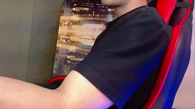 Snapshot of alexgiraldo__ chatting on 9, 5, 2026 alexgiraldo online show from 9, 5, 2026