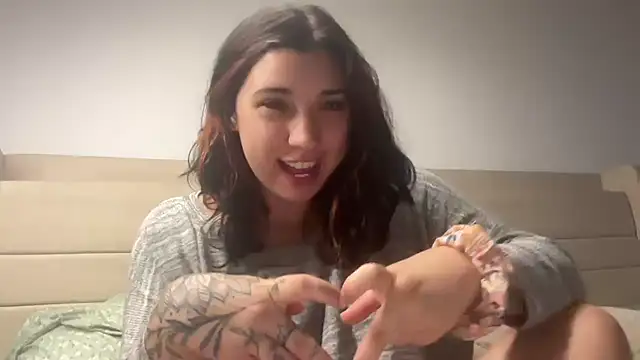 nina lovez online show from 24, 2, 2026