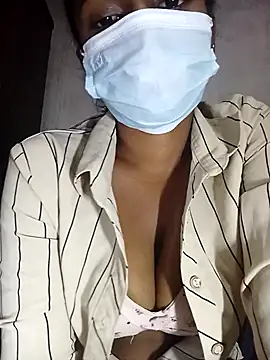 MickMicky online show from 26, 10, 2025