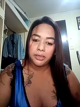 Snapshot of EmmaKantutera chatting on 22, 10, 2025 EmmaKantutera online show from 22, 10, 2025