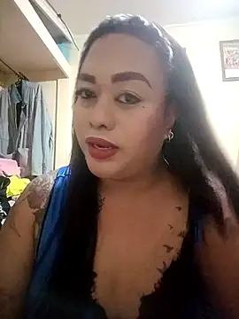 Snapshot of EmmaKantutera chatting on 29, 10, 2025 EmmaKantutera online show from 29, 10, 2025