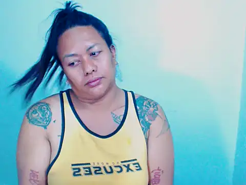 Snapshot of EmmaKantutera chatting on 5, 6, 2026 EmmaKantutera online show from 5, 6, 2026