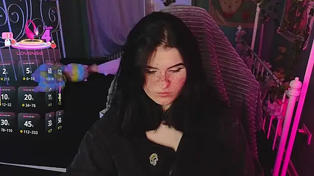 Dark Shine online show from 18, 11, 2025