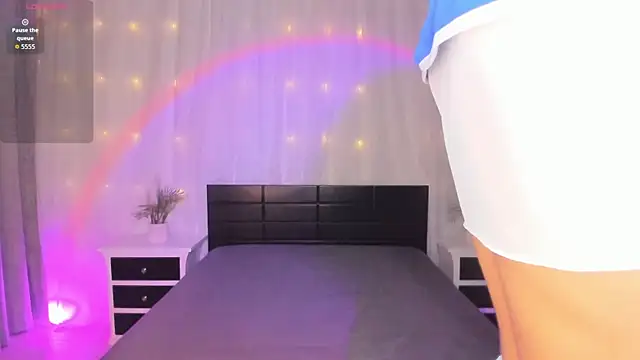 Evolet Bee online show from 17, 12, 2025