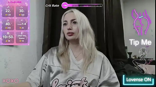 Snapshot of SpaceMarsi chatting on 18, 11, 2025 SpaceMarsi online show from 18, 11, 2025