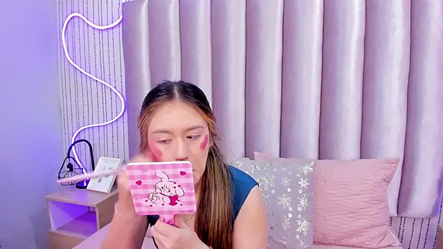 Snapshot of SamanthaPeachss chatting on 20, 11, 2025 SamanthaPeachss online show from 20, 11, 2025