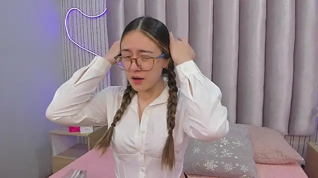 Snapshot of SamanthaPeachss chatting on 7, 1, 2026 SamanthaPeachss online show from 7, 1, 2026